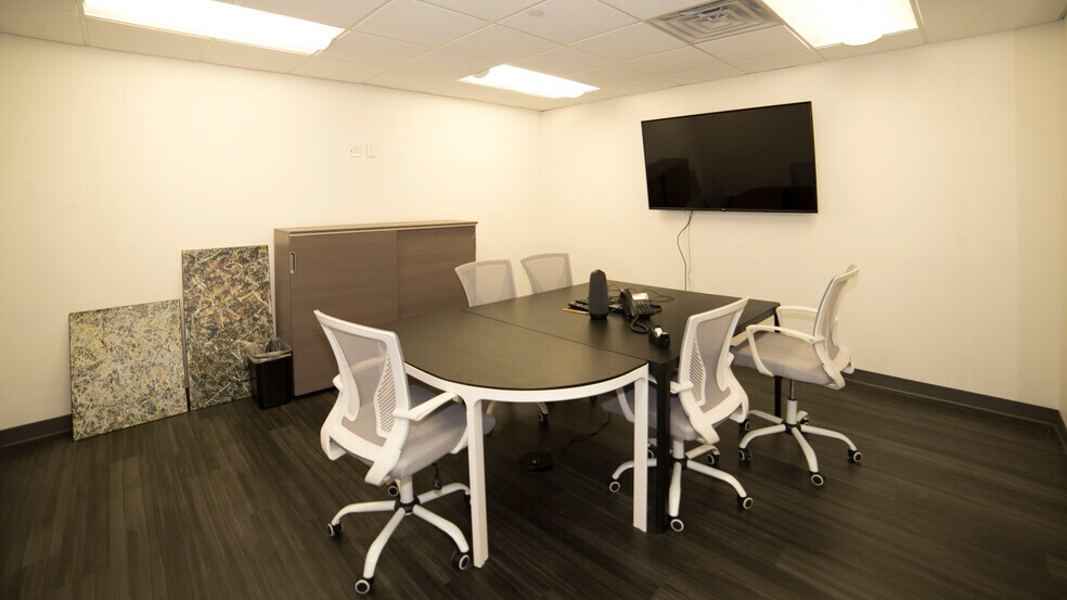 Photo of 17th Floor Ste 1730