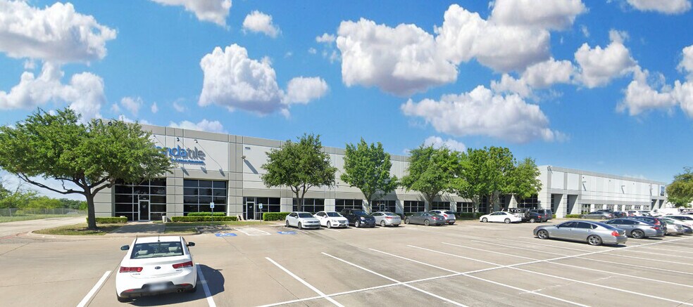 Primary Photo Of 9755 Clifford Dr, Dallas Distribution For Lease