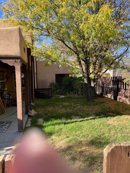 More Photos Of 1804 E College Blvd, Roswell General Retail For Sale