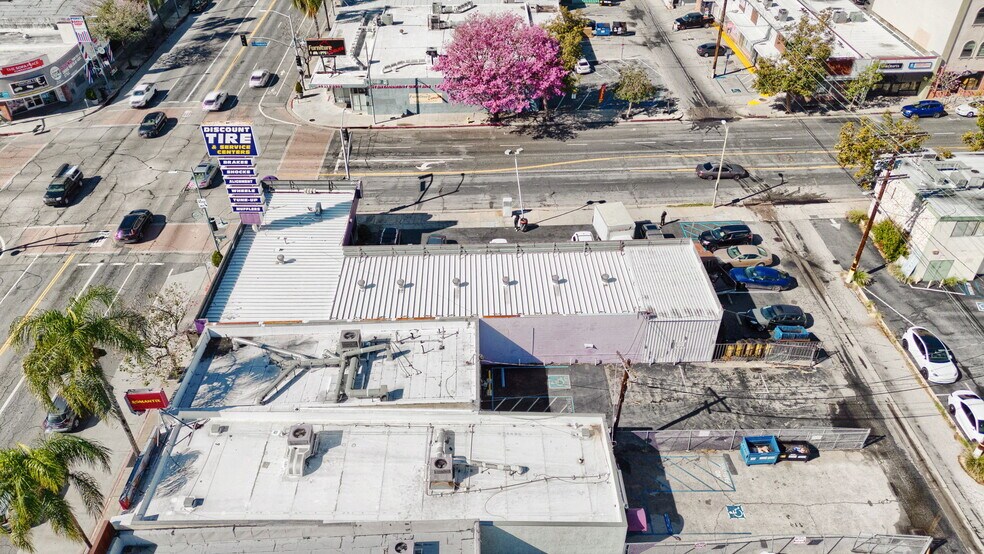 More Photos Of 21627 Sherman Way, Canoga Park Storefront For Sale