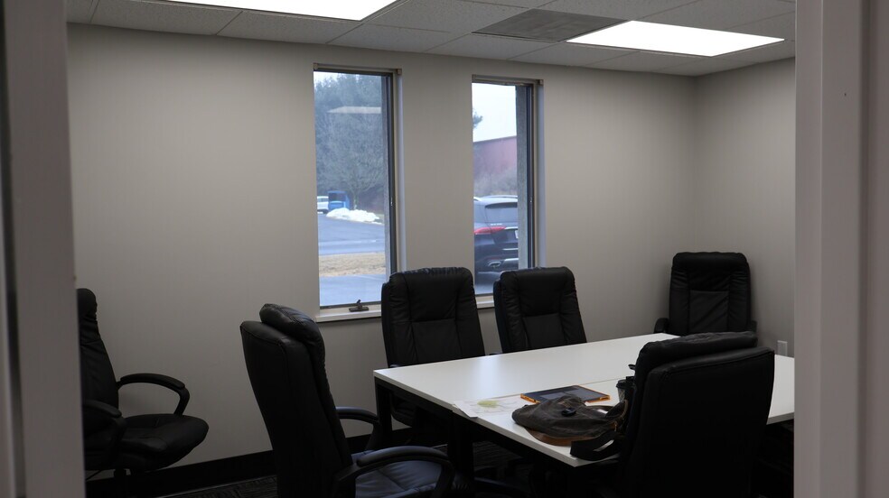 More Photos Of 6330-6332 Flank Dr, Harrisburg Flex For Lease