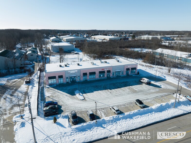 More Photos Of 1085-1115 W Bagley Rd, Berea Storefront Retail Office For Lease