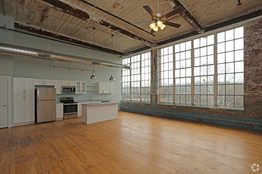 More Photos Of 116 E Main St, Haw River Apartments For Lease