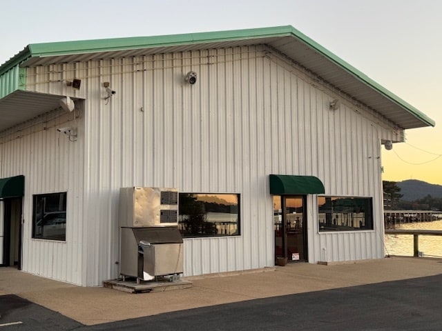 More Photos Of 136 Butler Ln, Hot Springs General Retail For Sale