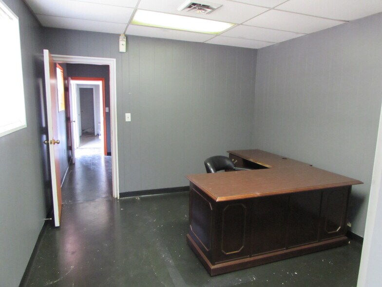 More Photos Of 1203 Pisgah Rd SE, Decatur Industrial For Sale