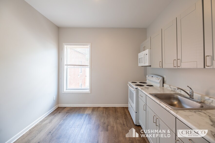 More Photos Of 3182 W 25th St, Cleveland Apartments For Sale