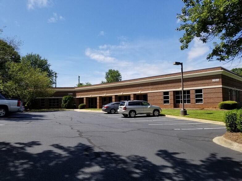 More Photos Of 8030 England St, Charlotte Light Manufacturing For Lease