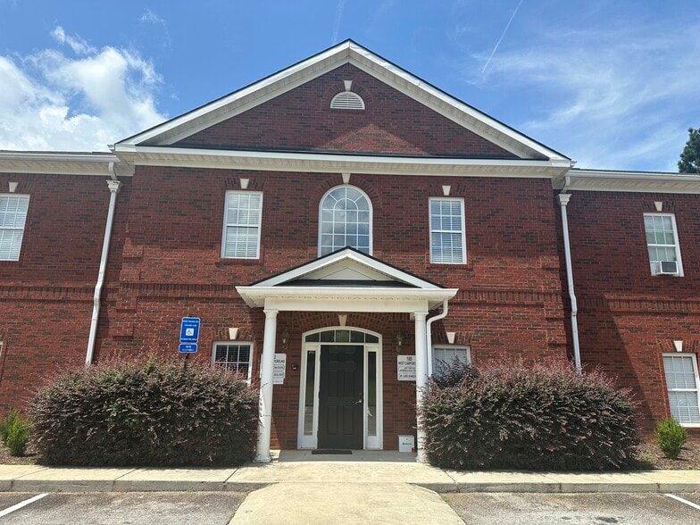 More Photos Of 188 W Campground Rd, McDonough Office For Sale