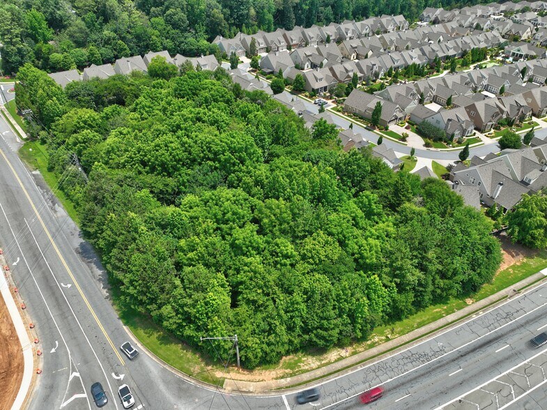 More Photos Of 1299 W Wylie Bridge Rd, Woodstock Land For Lease