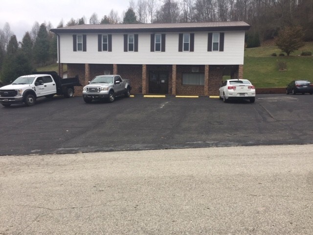 Primary Photo Of 934 Little Coal River Rd, Alum Creek Office For Lease