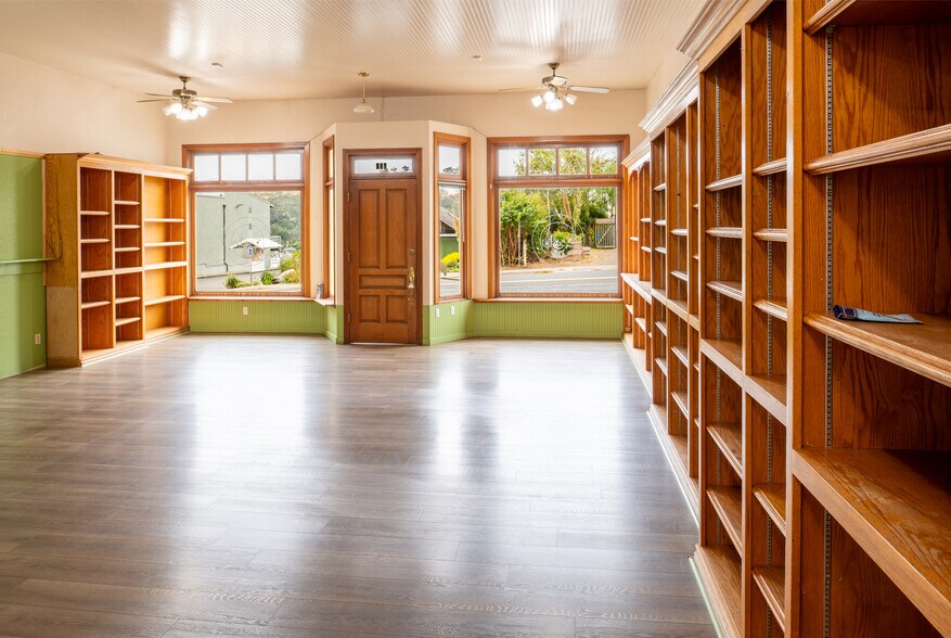 More Photos Of 235 Main Street s, Point Arena Storefront For Sale