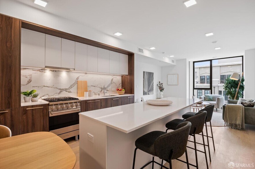More Photos Of 1580 Pacific Ave, San Francisco Apartments For Sale