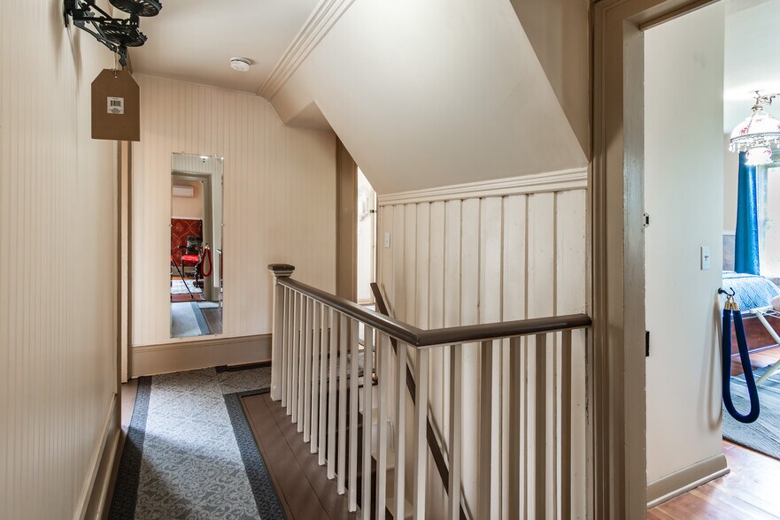 More Photos Of 236 SE Stephens St, Roseburg Hospitality For Sale