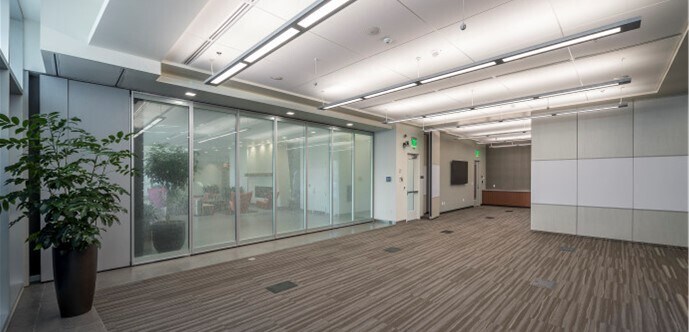 More Photos Of 725 E Fireweed Ln, Anchorage Office For Lease