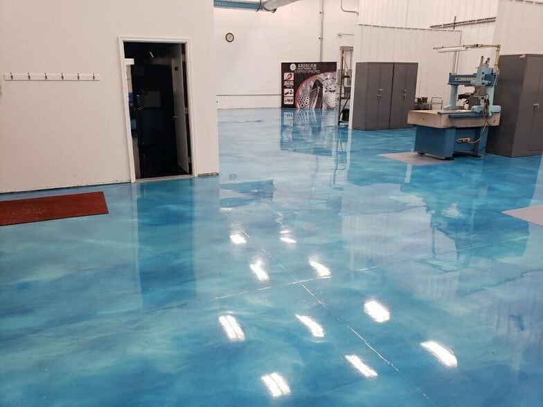 More Photos Of 2758 3 Mile Rd, Grand Rapids Manufacturing For Sale