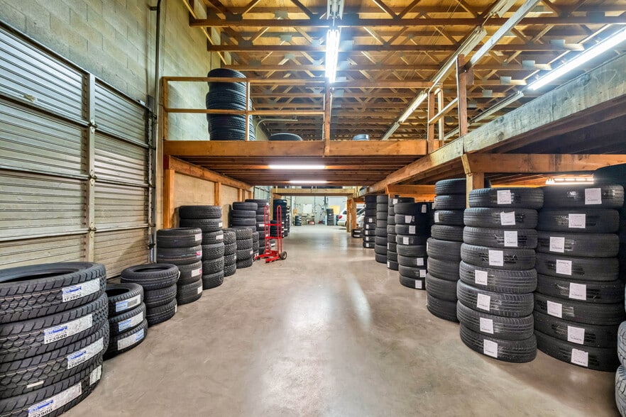 More Photos Of 20010 Industrial Av, Langley Warehouse For Sale