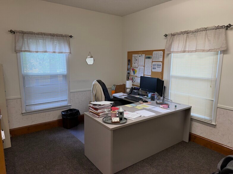More Photos Of 531 Robertson Blvd, Walterboro Medical For Sale