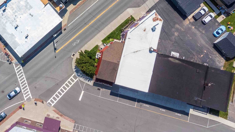 More Photos Of 4 Thomas St, Holley Restaurant For Sale