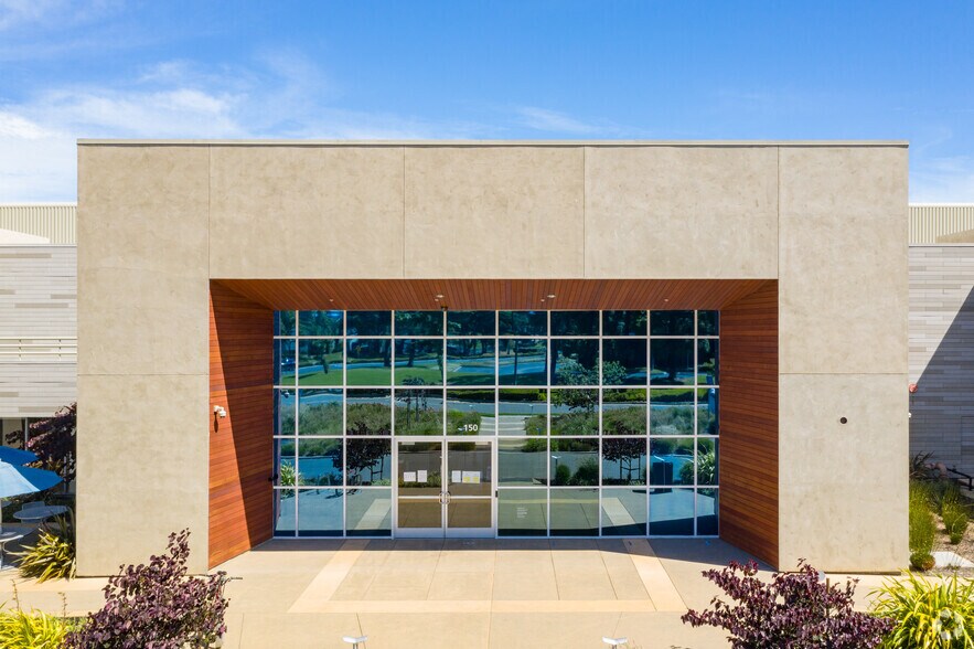 More Photos Of 130-150 Shoreline Dr, Redwood City Office For Lease