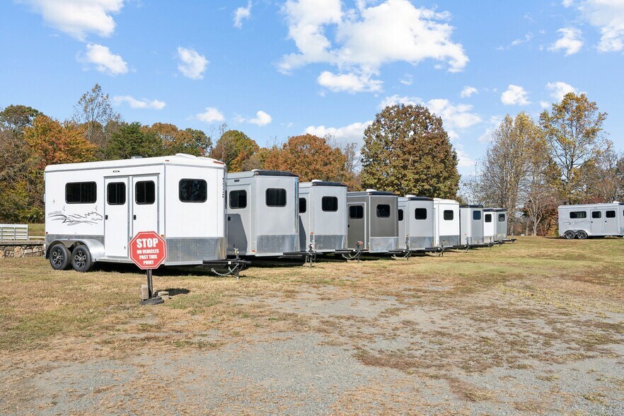 More Photos Of 9932 Seminole Trl, Ruckersville Auto Dealership For Sale
