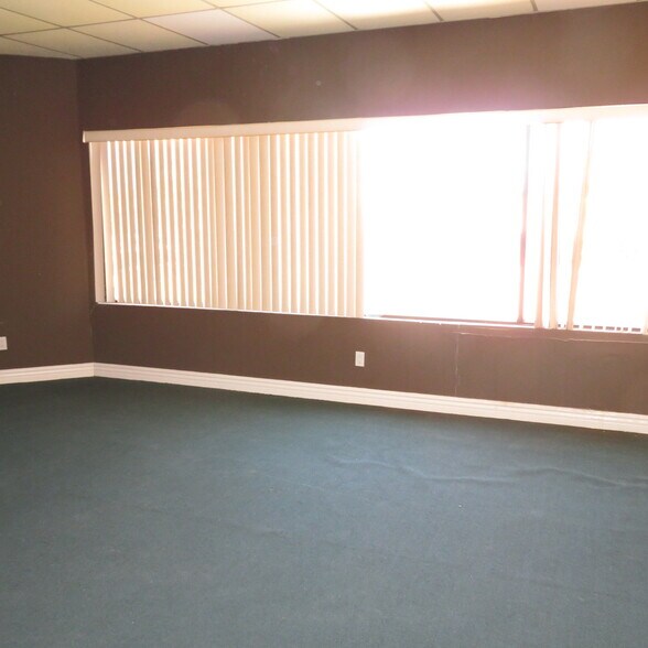 More Photos Of 17026-17030 E Cypress St, Covina Medical For Lease