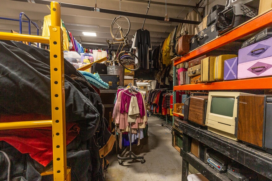 More Photos Of 2169 10th St, Sarasota Warehouse For Sale