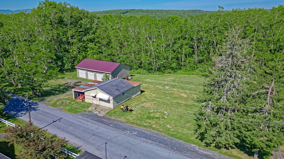 More Photos Of 160 Creamery Rd, Greenville Specialty For Sale