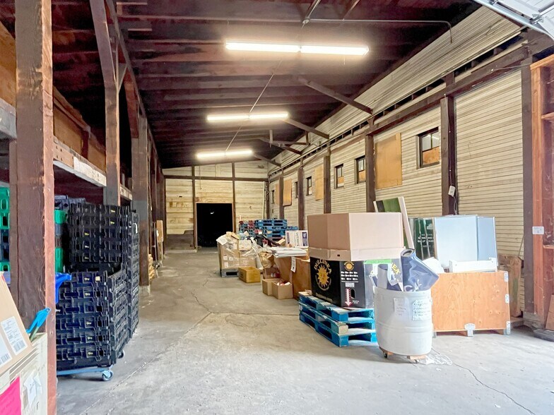 More Photos Of 679-687 N Thompson St, Portland Warehouse For Lease