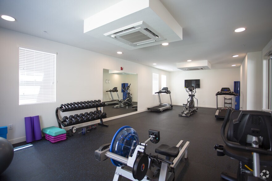 More Photos Of 11114 Darling Rd, Ventura Apartments For Lease