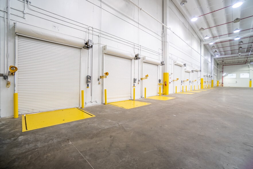 More Photos Of 3145 Elmore Rd, Wetumpka Manufacturing For Lease