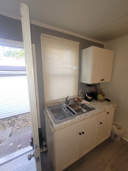 More Photos Of 1458 W 32nd St, Indianapolis Apartments For Sale