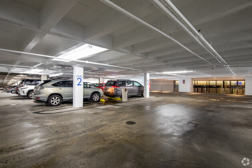 More Photos Of 1455 Lincoln Pkwy E, Atlanta Office For Sale