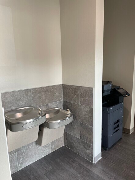 More Photos Of 2967 Oak Run Pky, New Braunfels Office For Lease