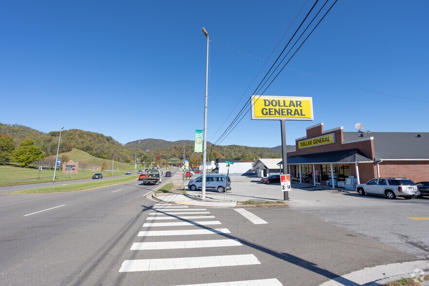 More Photos Of 7006 Cumberland Gap Pky, Harrogate General Retail For Sale