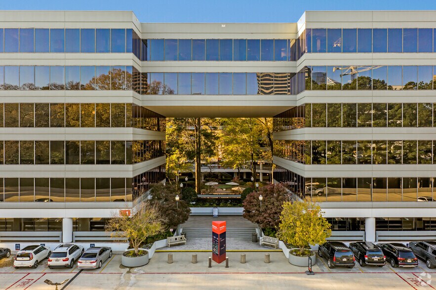 More Photos Of 3565 Piedmont Rd Ne, Atlanta Office For Lease