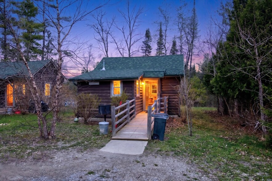 More Photos Of 10935 Linger Longer Rd, Grayling Hospitality For Sale