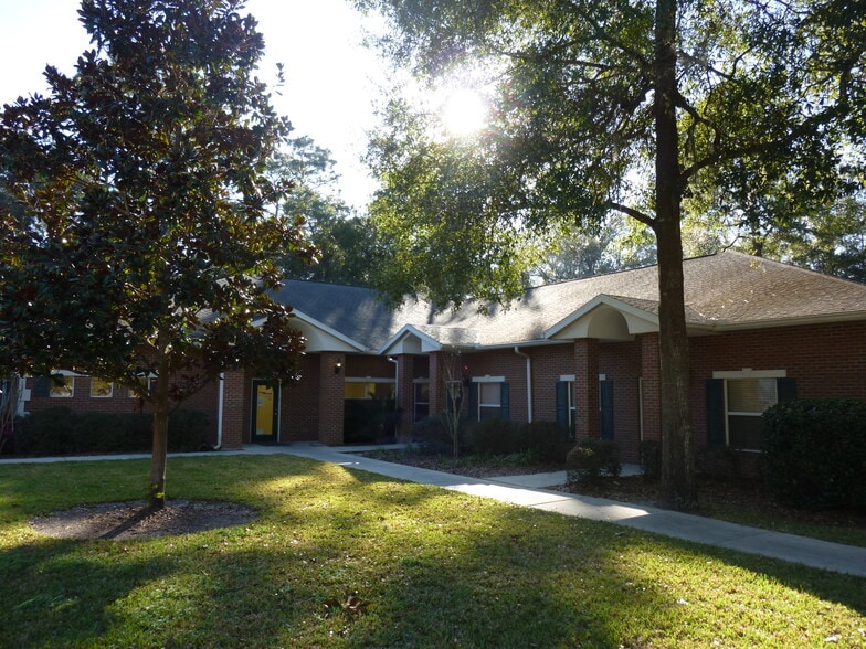 More Photos Of 2025 SW 75th St, Gainesville Medical For Lease