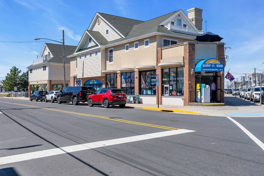 More Photos Of 580 Main St, Manasquan Restaurant For Sale