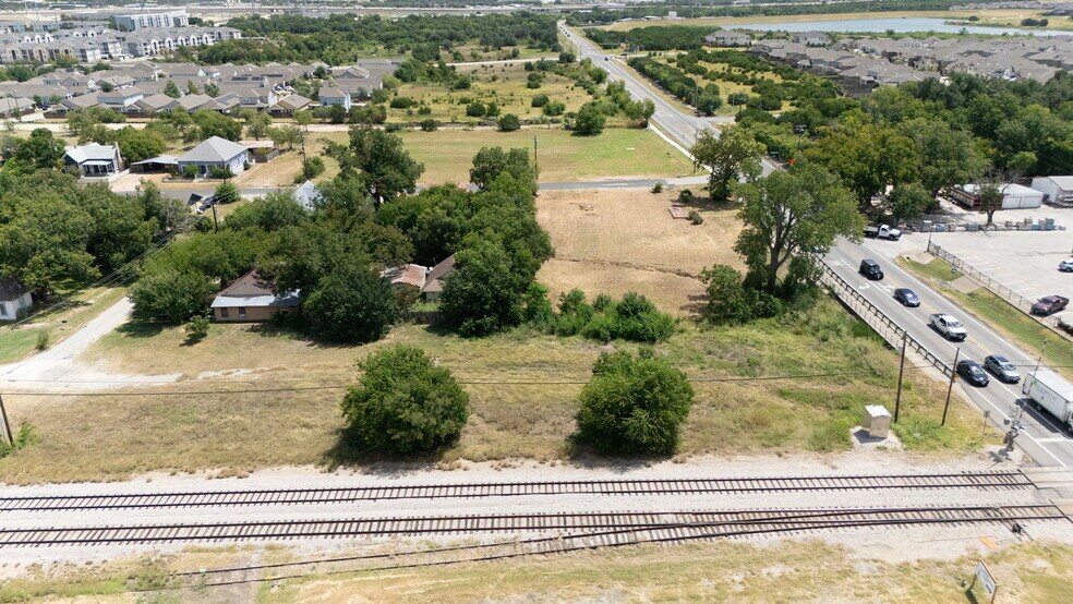 More Photos Of 101 E South St, Leander Land For Sale