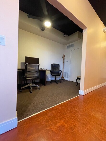 More Photos Of 3407-3423 Church St, Evanston Freestanding For Lease