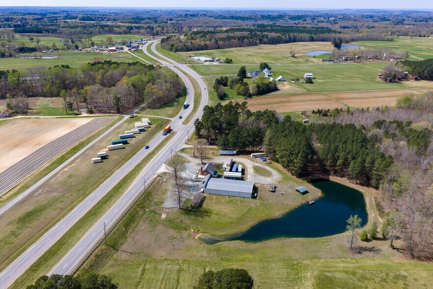 More Photos Of 6663 Highway 58, Buffalo Junction Storefront Retail Office For Sale