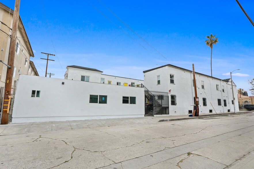 More Photos Of 4201 S Council St, Los Angeles Apartments For Sale