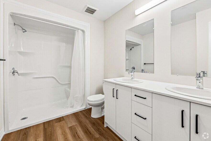 More Photos Of 600 Sunningdale Rd E, London Apartments For Sale