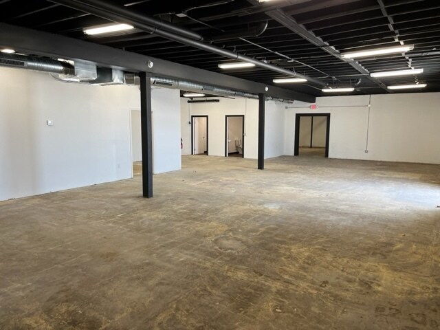 More Photos Of 805 NW 24th St, Moore Freestanding For Lease