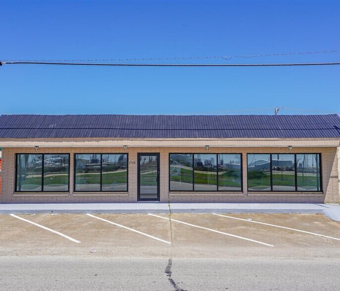 More Photos Of 1710 Texas Ave, Texas City General Retail For Sale