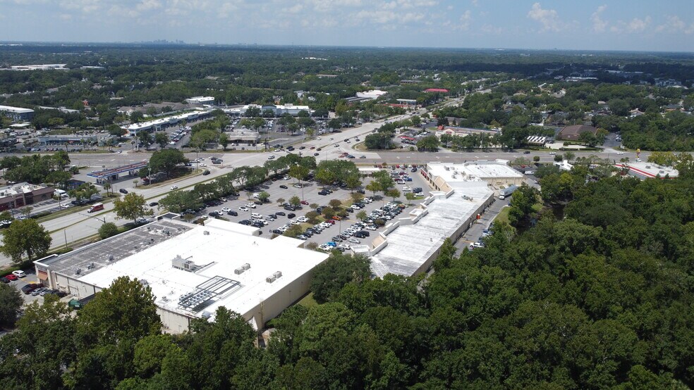 More Photos Of 5920 Red Bug Lake Rd, Winter Springs Unknown For Lease