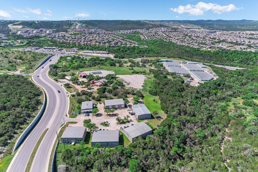 More Photos Of 5004 Bee Creek Rd, Spicewood Unknown For Lease