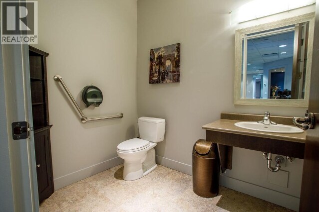 More Photos Of 1455 Ellis St, Kelowna Office Residential For Sale