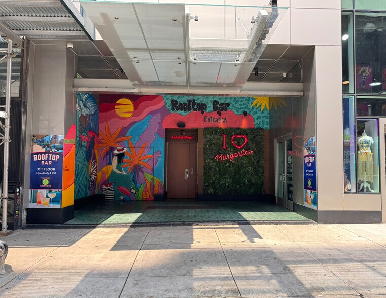 Primary Photo Of 207 W 40th St, New York Hotel For Lease