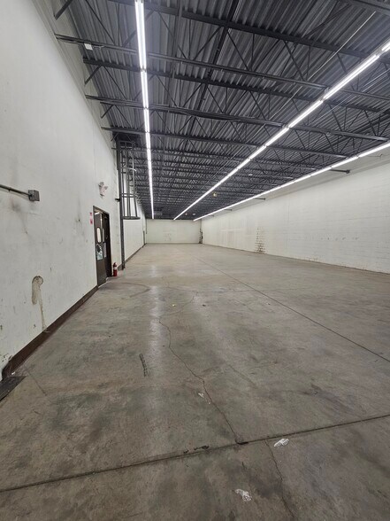 More Photos Of 15977-15981 State Route 170, Calcutta Freestanding For Lease